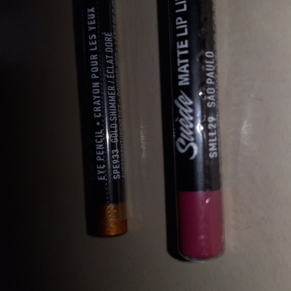 NYX Suede Lip Liner & Eye Pencil, ONE FREEw/Purchase! or $9/BOTH - Picture 3 of 3